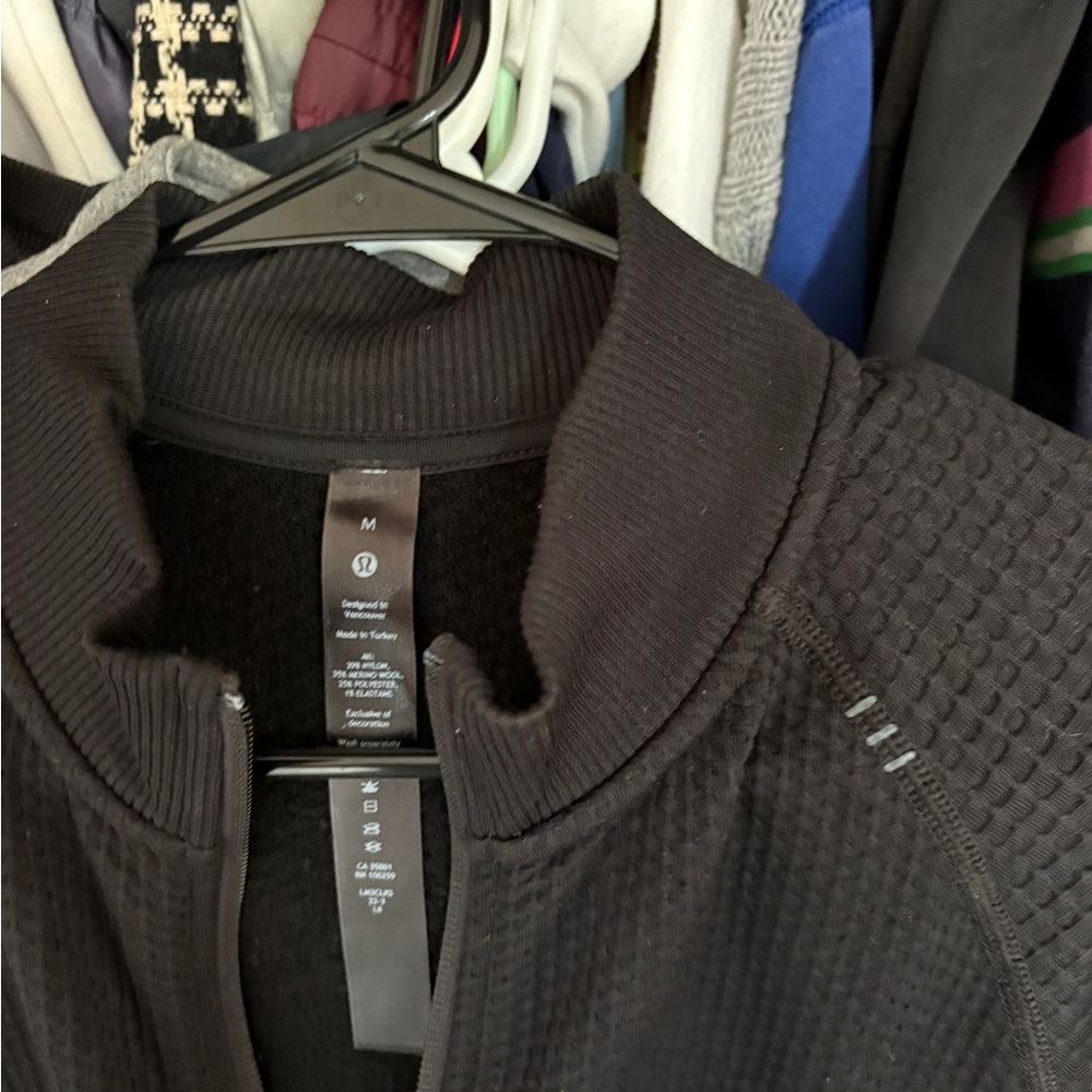LuluLemon  Engineered Warmth Jacket